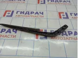 Поводок стеклоочистителя заднего Toyota Auris (E150) 85241-02040.