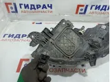 Фара правая Toyota Auris (E150) 81130-02470. Ремонтировались крепления.
