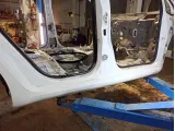 Порог со стойкой правый Toyota Auris (E150) .