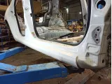 Порог со стойкой правый Toyota Auris (E150) .
