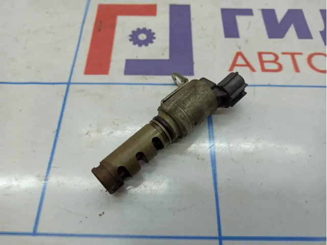 Клапан изменения фаз ГРМ Toyota Auris (E150) 15330-37010. Впускной.