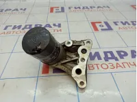 Корпус масляного фильтра Toyota Auris (E150) 15609-37010.