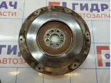 Маховик Toyota Auris (E150) 13405-37050. Дефект.