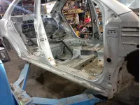 Порог со стойкой правый Toyota Avensis (T250)
