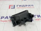 Ящик центральной консоли Toyota Avensis (T250)