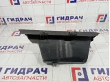 Ящик для инструментов правый Toyota Avensis (T250) 64741-05010
