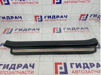 Накладка порога внутренняя передняя правая Toyota Avensis (T250) 67913-05040