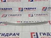Накладка крышки багажника Toyota Avensis (T250) 76801-05040-B0