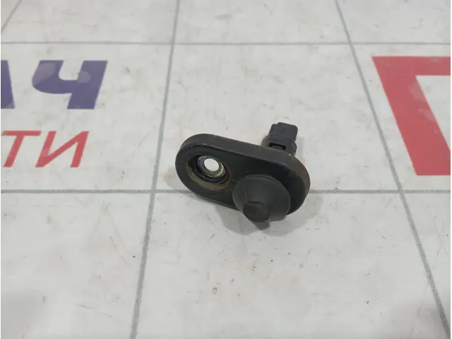 Выключатель концевой Toyota Avensis (T250) 84231-60070