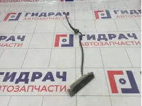 Кнопка открывания багажника Toyota Avensis (T250) 84840-20010
