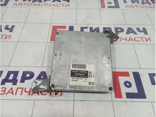 Блок управления двигателем Toyota Avensis (T250) 89661-05600