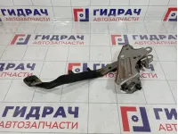 Педаль сцепления Toyota Avensis (T250) 31301-05070