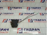 Замок двери передней правой Toyota Avensis (T250) 69030-02161