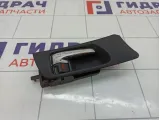 Ручка двери внутренняя передняя правая Toyota Avensis (T250) 69205-05040-B0