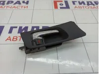 Ручка двери внутренняя передняя правая Toyota Avensis (T250) 69205-05040-B0