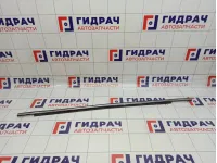 Накладка стекла переднего левого Toyota Avensis (T250) 75720-20491