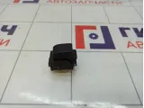 Кнопка стеклоподъемника переднего правого Toyota Avensis (T250) 84810-05050