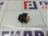 Кнопка стеклоподъемника переднего правого Toyota Avensis (T250) 84810-05050