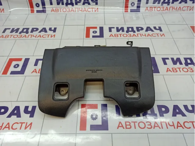 Подушка безопасности нижняя (для колен) Toyota Avensis (T250) 73900-05010-B0