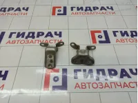 Петли двери задней правой Toyota Avensis (T250)