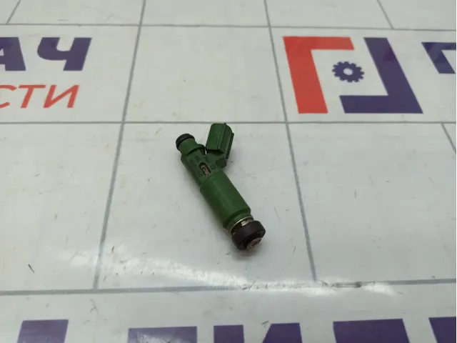 Форсунка инжекторная электрическая Toyota Avensis (T250) 23209-22040