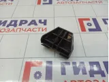 Кронштейн заднего бампера левый Toyota Avensis (T250) 52563-05010