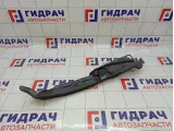 Пыльник переднего левого крыла Toyota Avensis (T250) 53867-05020