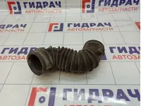 Патрубок воздушного фильтра Toyota Avensis (T250) 17881-0D100