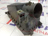 Корпус воздушного фильтра Toyota Avensis (T250) 17705-0D041