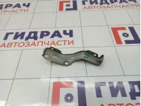 Кронштейн передней панели левый Toyota Avensis (T250)