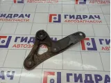 Кронштейн передней балки левый Toyota Avensis (T250) 52258-05020