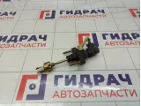 Цилиндр сцепления главный Toyota Avensis (T250) 31420-05020