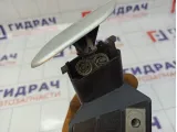 Форсунка омывателя фары левая Toyota Avensis (T250) 85208-05010