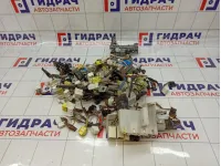 Фишка (разъем) Toyota Avensis (T250)