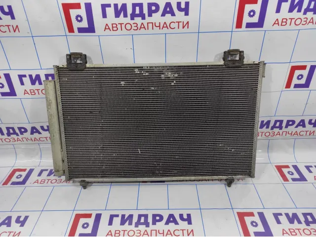 Радиатор кондиционера (конденсер) Toyota Avensis (T250) 8845005100.