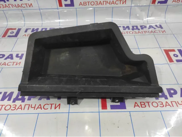 Ящик для инструментов Toyota Avensis (T250) 64742-05010.