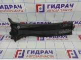Решетка стеклооч. (планка под лобовое стекло) Toyota Avensis (T250) 5578205040. Левая.