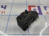 Кронштейн заднего бампера левый Toyota Avensis (T250) 5256305010.