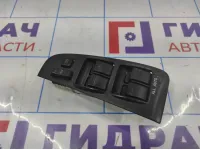 Блок управления стеклоподъемниками Toyota Avensis (T250) 8482005100.