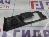 Накладка ручки внутренней Toyota Avensis (T250) 6761805030. Задняя левая.