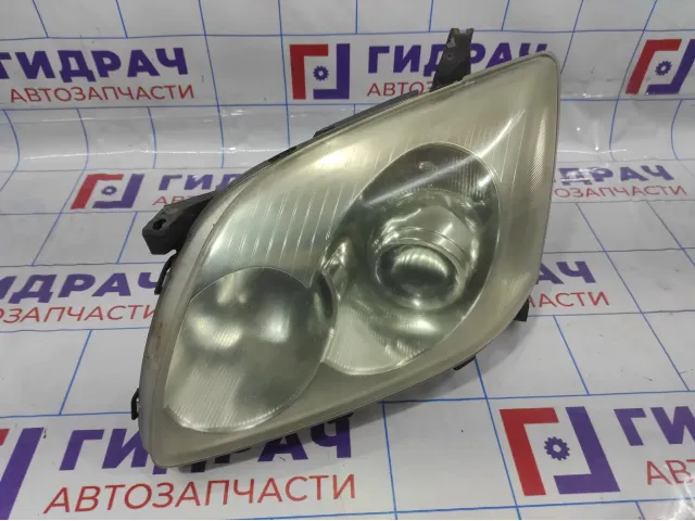 Фара левая Toyota Avensis (T250) 8117005194. Дефект.