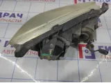 Фара левая Toyota Avensis (T250) 8117005194. Дефект.