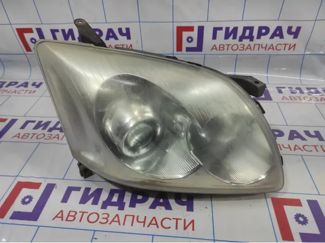 Фара правая Toyota Avensis (T250) 8113005194. Дефект.