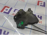 Замок двери передней правой Toyota Avensis (T250) 6903002161.