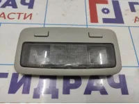 Плафон салона Toyota Avensis (T250) 8125005021. Дефект.