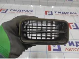 Дефлектор воздушный центральный левый Toyota Avensis (T250) 5506405010.