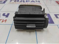 Дефлектор воздушный центральный правый Toyota Avensis (T250) 5506305040.