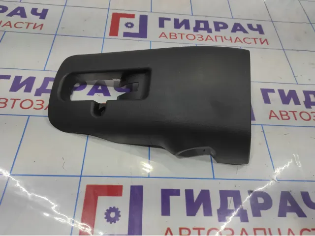 Кожух рулевой колонки нижний Toyota Avensis (T250) 4502405020.