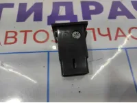 Кнопка антипробуксовочной системы Toyota Avensis (T250) 8498805010.