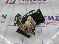 Блок предохранителей Toyota Avensis (T250) 8273405030. Салонный.